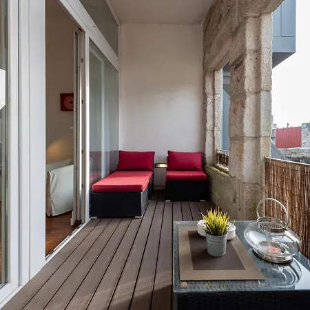 Fontainhas Flat: Balcony & Parking פורטו