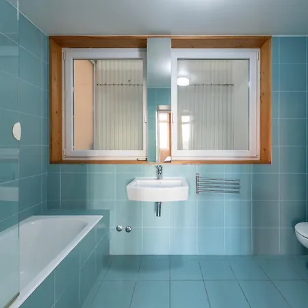 Appartement Fontainhas Flat: Balcony & Parking