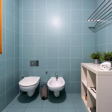 Appartement Fontainhas Flat: Balcony & Parking